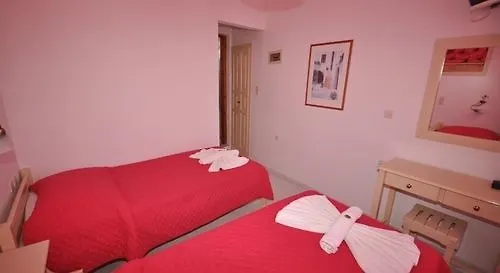 Fournakia Pension Mykonos Town 2*,